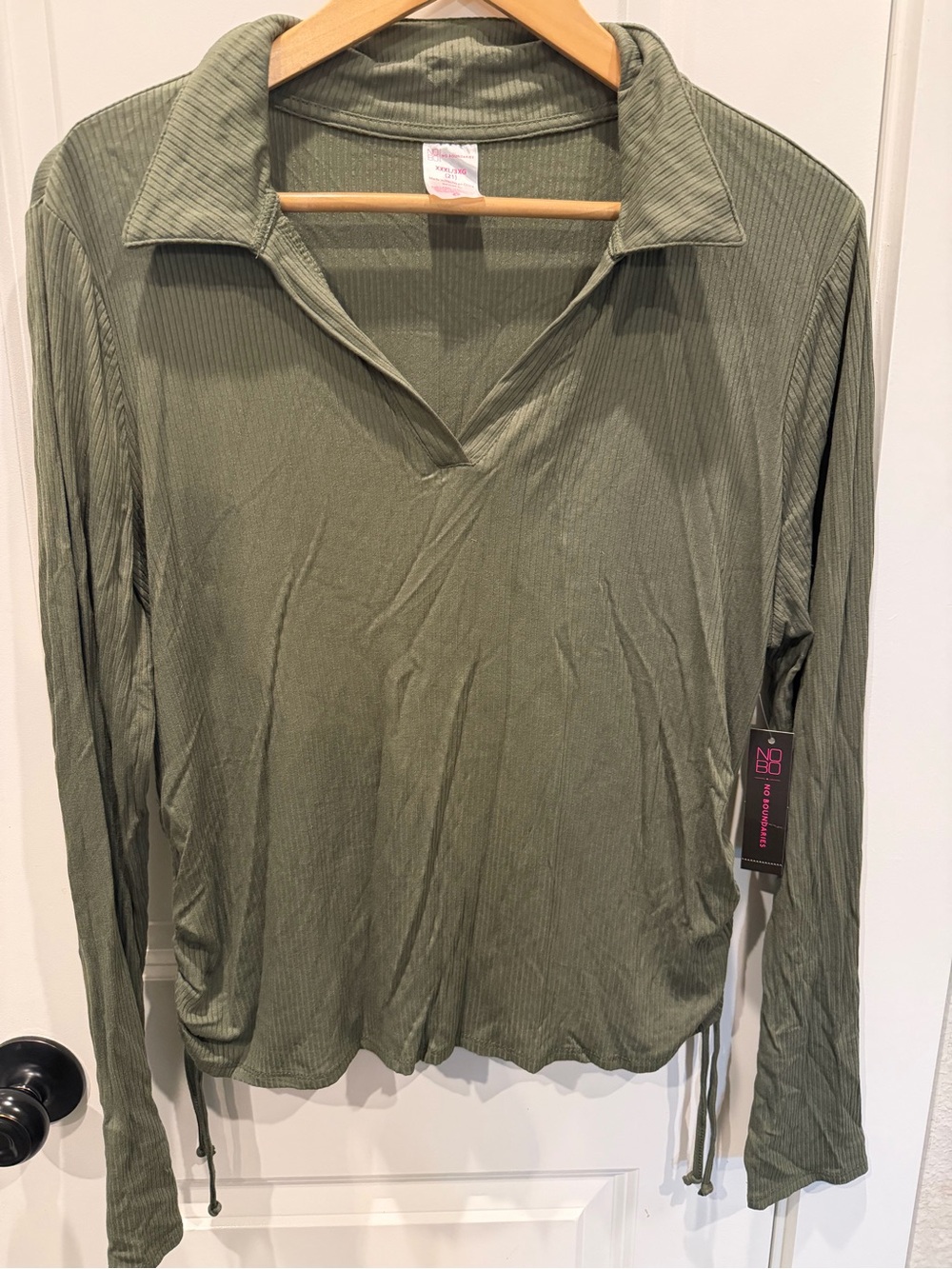 No Boundaries Olive Ribbed V-Neck Drawstring Long Sleeve Top